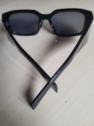 Gafas de sol Prada negras
