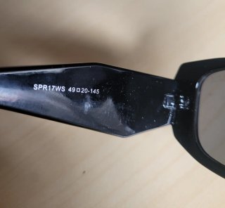 Gafas de sol Prada negras