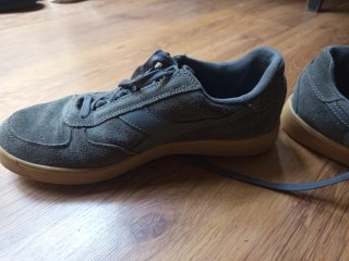 Zapatillas Diadora grises y azules