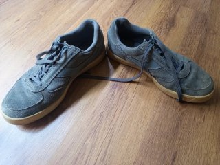 Zapatillas Diadora grises y azules