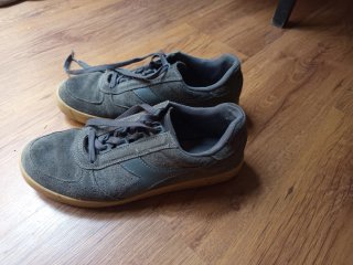 Zapatillas Diadora grises y azules