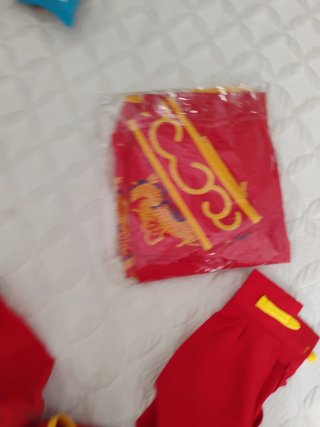 Traje chino T/110cm rojo con dragón