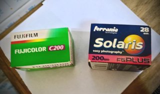 2 Rullini Fotografici Fujicolor C200 & Solaris 200