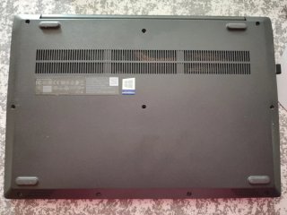 Lenovo V15 Ryzen 5/8 GB RAM/SSD