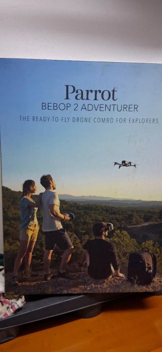 Dron Parrot Bebop 2 Adventurer