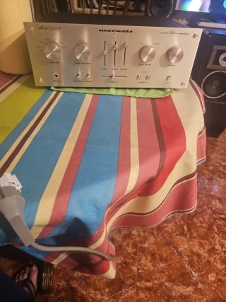 Amplificador Marantz 1090