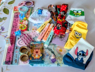 Lote Capybara, Stitch, Mickey, Bob Esponja