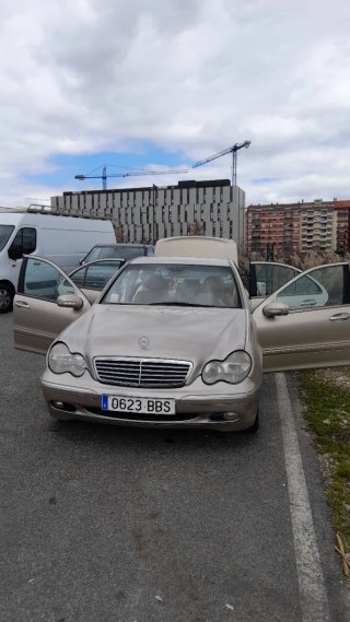 Mercedes-Benz Clase C 2000