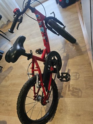 Bicicleta infantil roja  Marca Mitical
