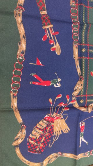 Pañuelo de seda con estampado de golf