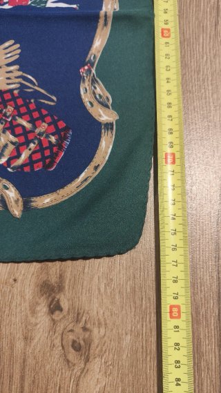 Pañuelo de seda con estampado de golf