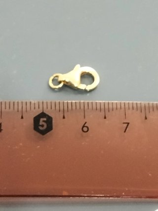 Cierre de oro para collar nuevo.