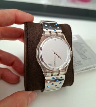 Orologio Swatch con cristalli Swarovski