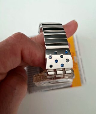 Orologio Swatch con cristalli Swarovski
