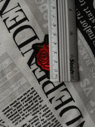 Parches para ropa: rosa, globo y emoji