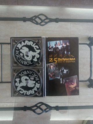 Barricada 25 Años de Rock and Roll