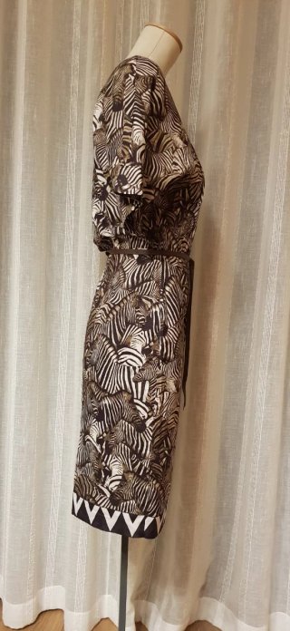 Vestido Sintesis estampado cebras T.38