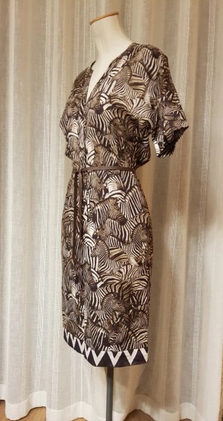 Vestido Sintesis estampado cebras T.38