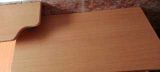 Escritorio madera cómo nuevo