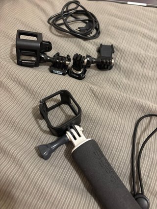 Go Pro Hero 4 + Soportes