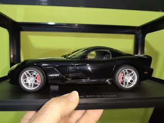 Autoart Dodge Viper SRT-10 Coupe 1:18