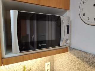 Microondas Candy Grill 25L CMXG 25DCS
