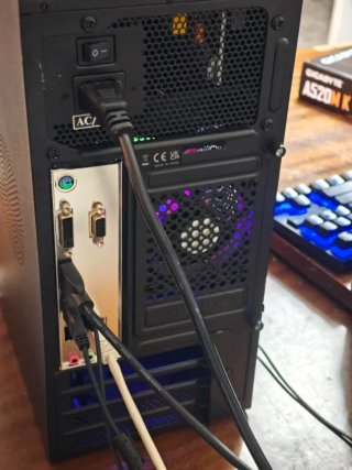PC WORK I7 9700 4.6 ghz / 32gb RAM DDR4 / SSD 500