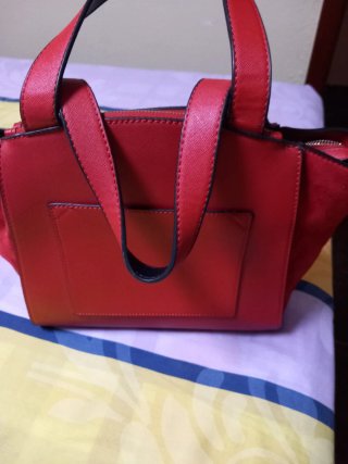 Bolso granate de mano y hombro