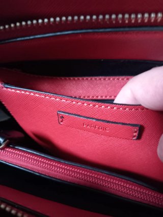 Bolso granate de mano y hombro