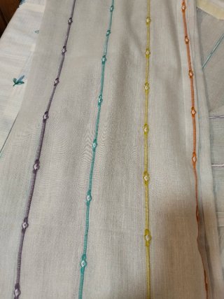 2 Tende Beige con Strisce Colorate