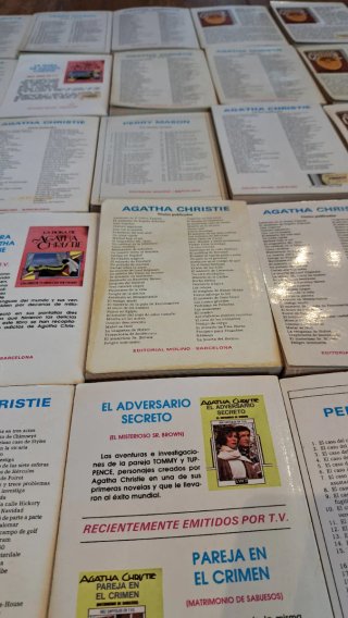 Collezione di 25 libri di Agatha Christie