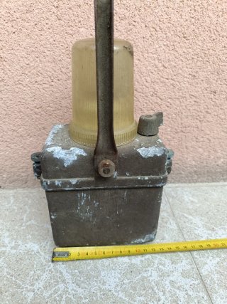 Antigua  Linterna WONDER AGUTIFON Ferroviaria
