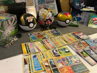 Lotto 50 carte Pokémon miste
