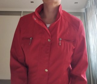 Cazadora roja