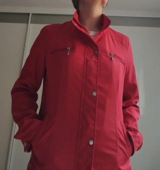 Cazadora roja