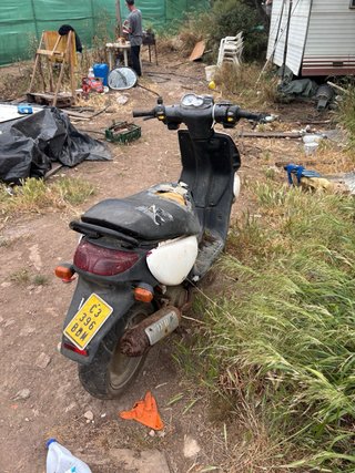 Peugeot Trekker 49cc Scooter Blanca