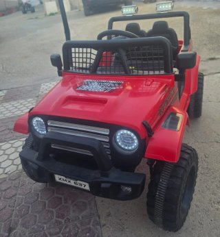 Coche de batería infantil rojo