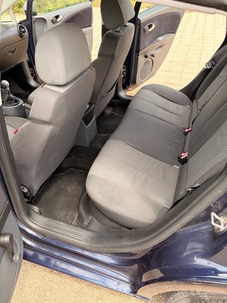 SEAT Leon 1.6 tdi 105Cv