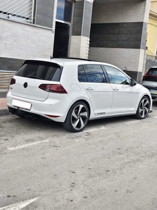 Volkswagen Golf 2016