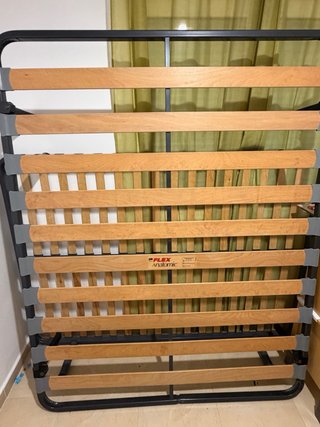 Somier Flex 1.35m Madera y Metal