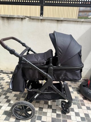 Carrito bebé con silla de coche