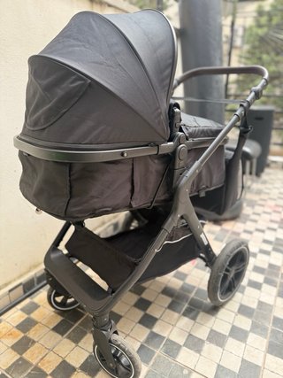 Carrito bebé con silla de coche