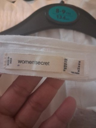 Vestido Women'secret blanco con cinturón