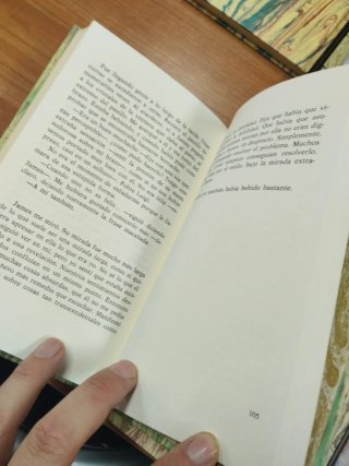 Colección de libros. Autores de Lengua española