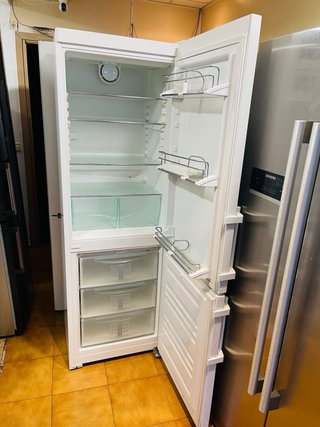 Nevera Blanca Liebherr