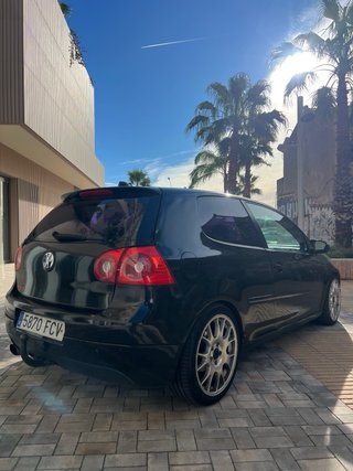 Volkswagen Golf 1.9tdi