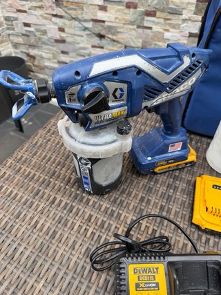 Pistola pintar Graco UltraMax  con accesorios