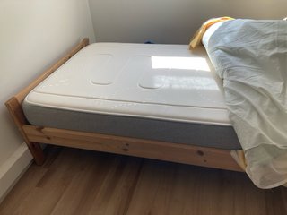 Cama con colchón 90x180