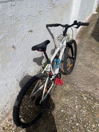 Bicicleta B'Twin Blanca