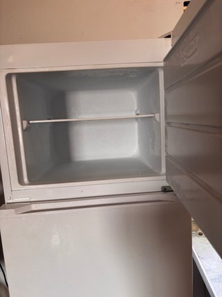 Nevera blanca  175*60 cm